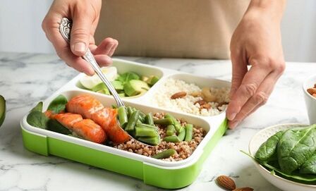 Correction nutritionnelle pour la perte de poids au niveau du ventre et des côtés